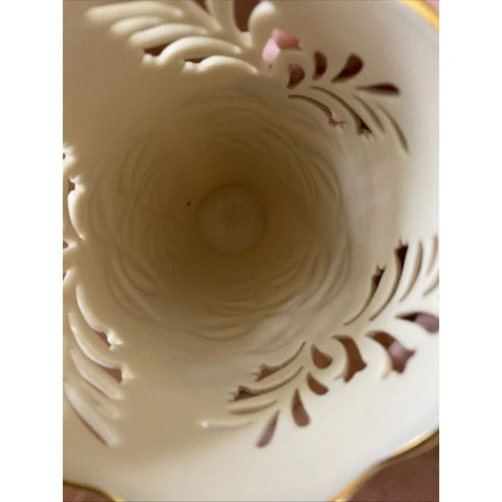 Lenox Westbury Pierced Vase with Raised Leaves 7